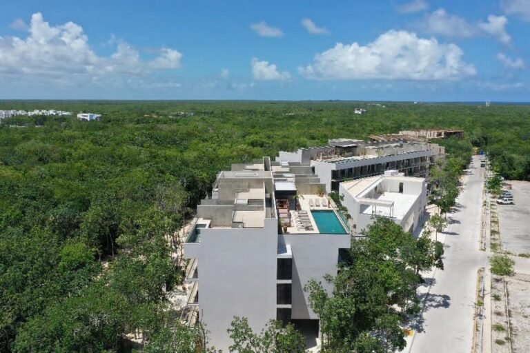 Tuk Tulum